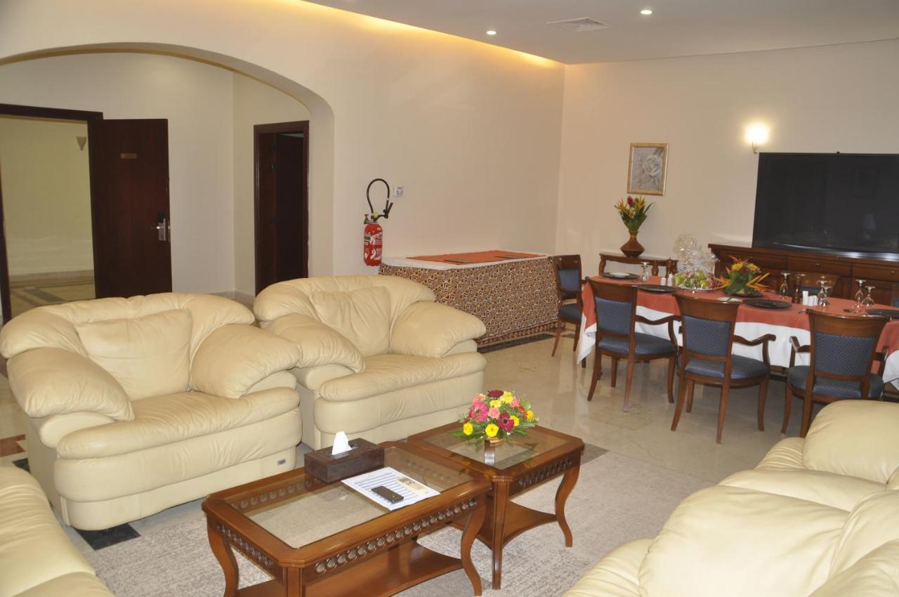 Lancaster Ouaga 2000 Hotell Ouagadougou Exteriör bild