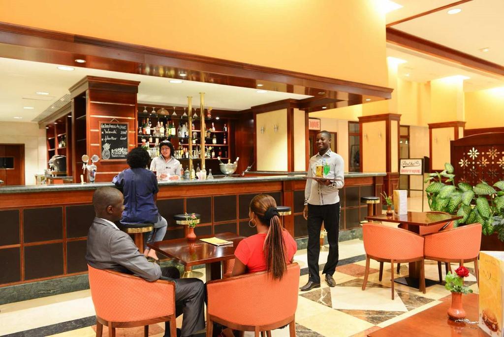 Lancaster Ouaga 2000 Hotell Ouagadougou Exteriör bild