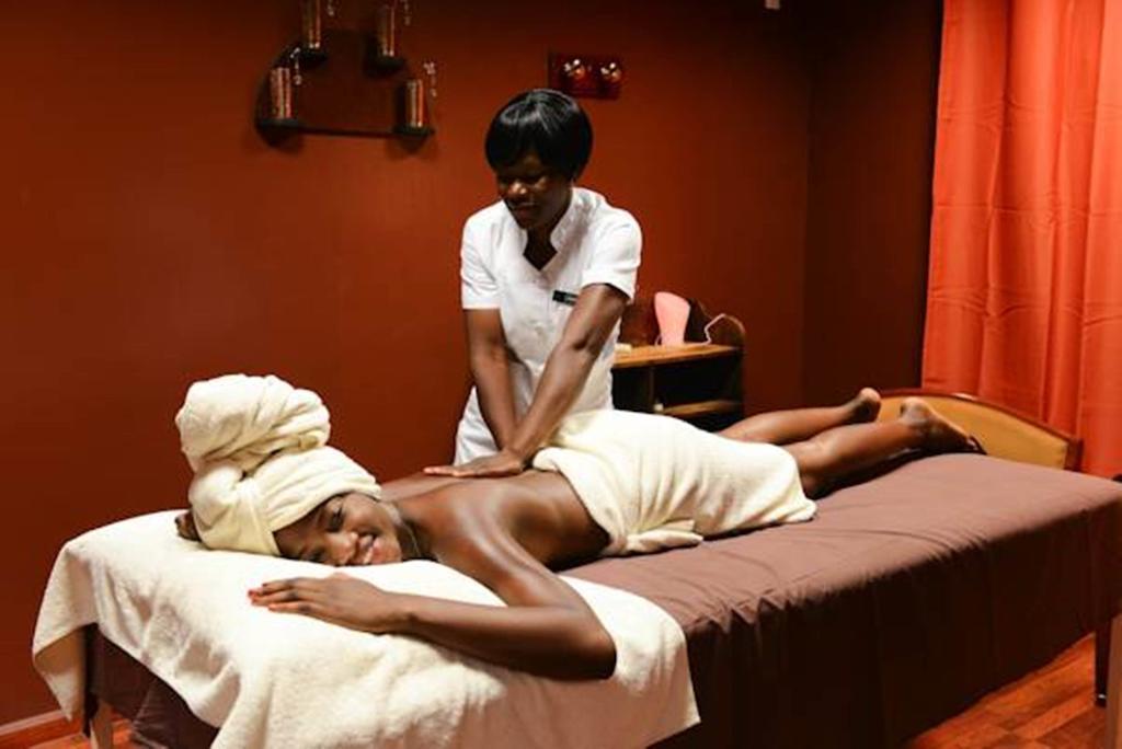 Lancaster Ouaga 2000 Hotell Ouagadougou Exteriör bild